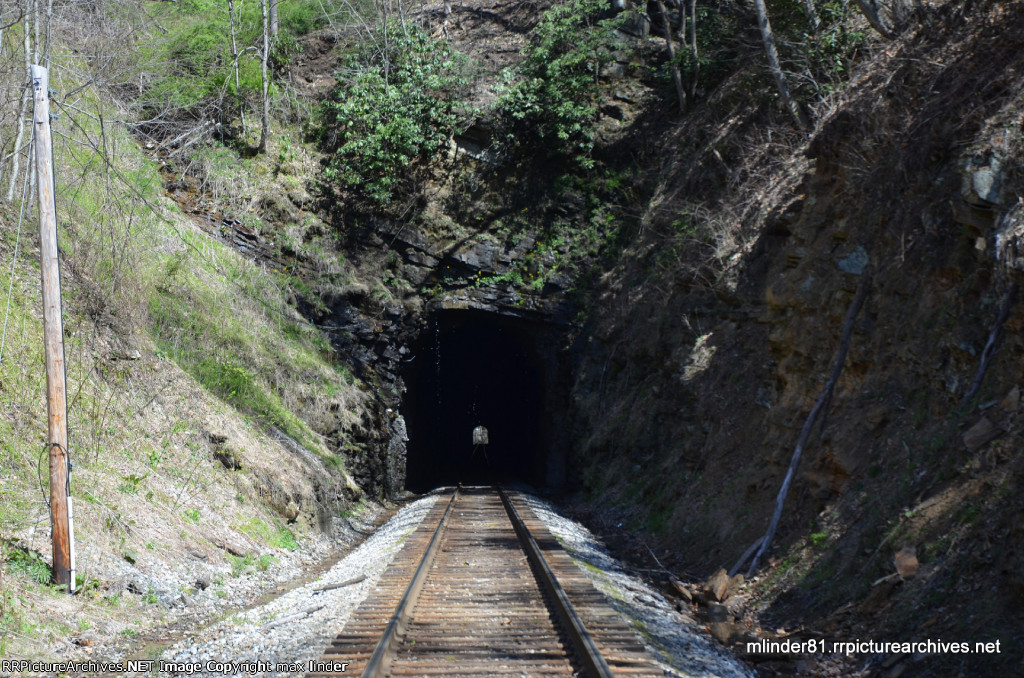 Ridge Tunnel 